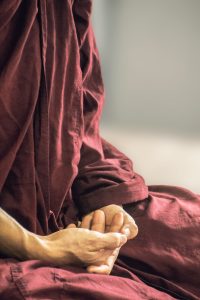座禅の組み方と心の変化